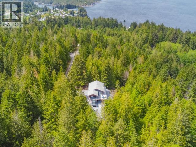 2389 WALL STREET, Texada Island