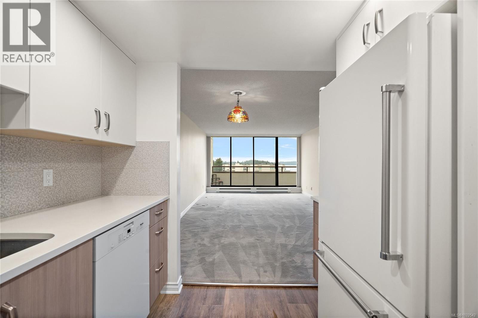 503 9805 Second St, Sidney