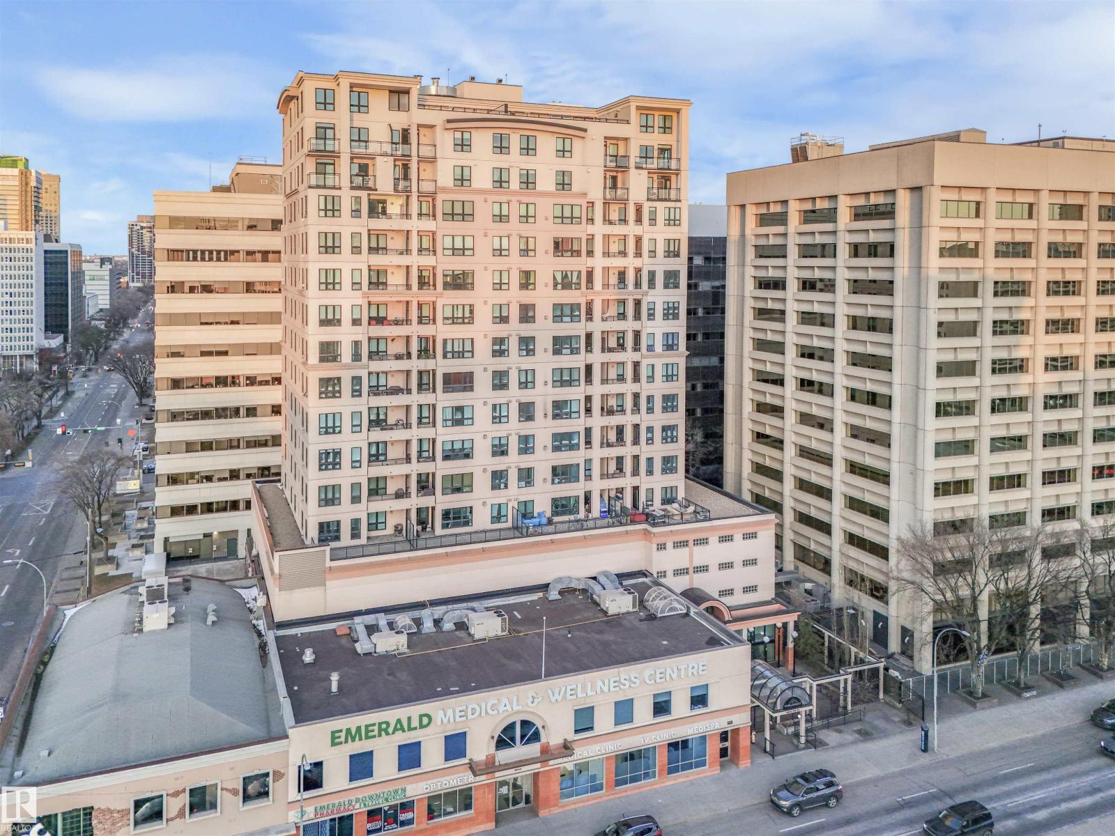 #1704 9939 109 ST NW - 5