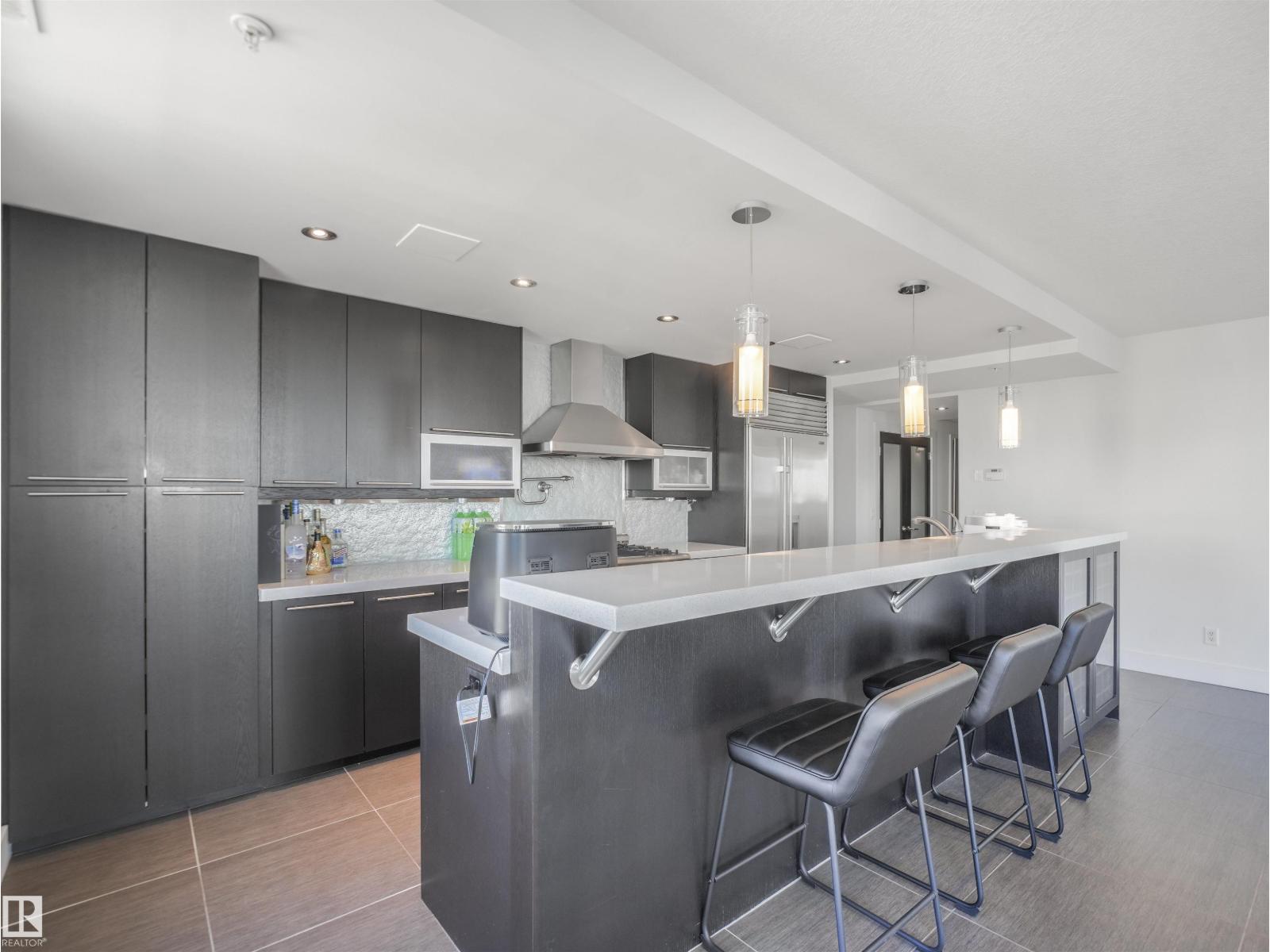 #1704 9939 109 ST NW - 6