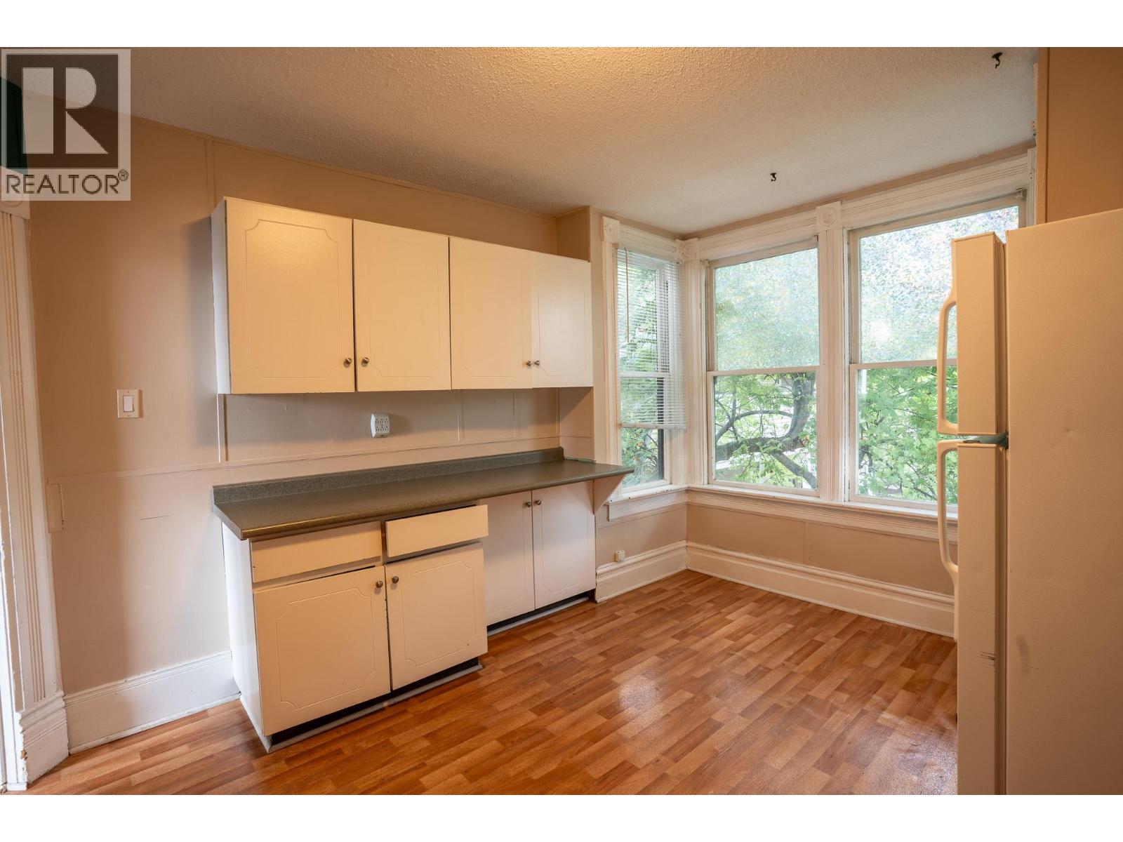 32 Battle Street W, Kamloops