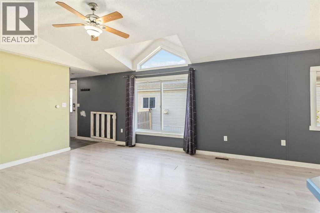 215 Grant Way, Fort McMurray