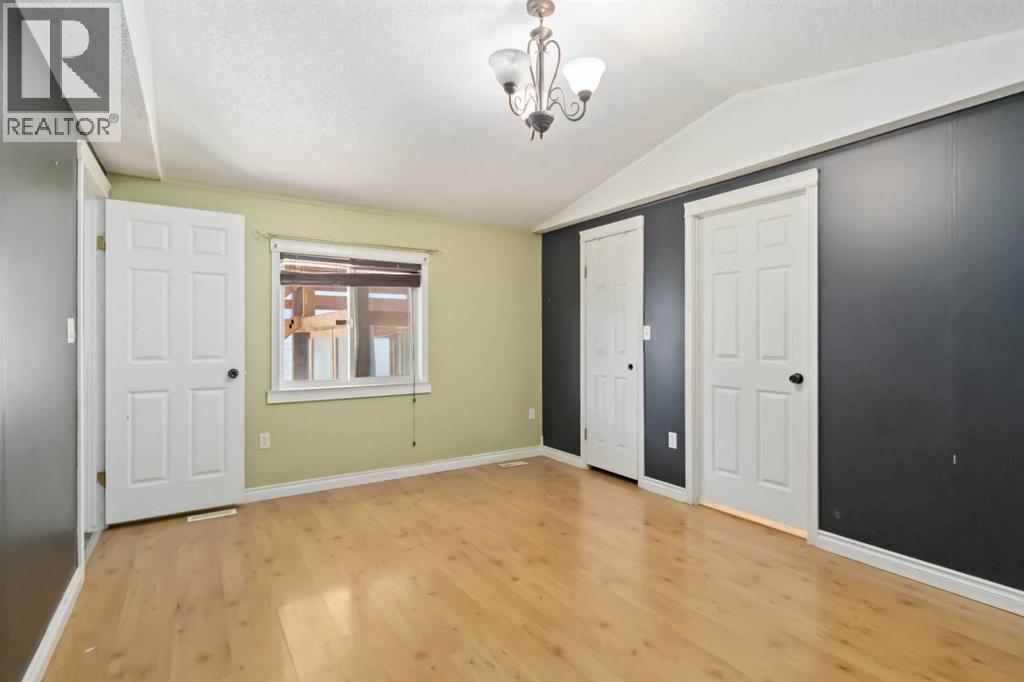 215 Grant Way, Fort McMurray