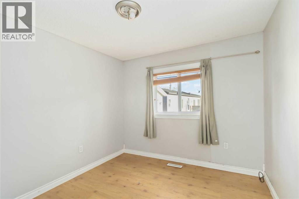 215 Grant Way, Fort McMurray