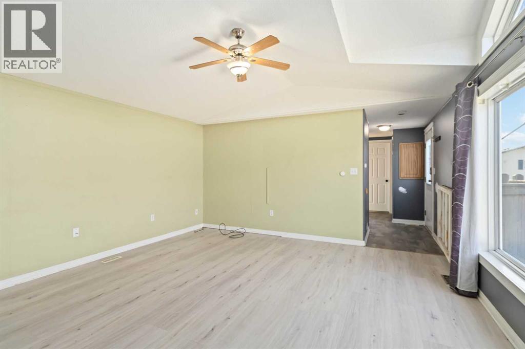 215 Grant Way, Fort McMurray