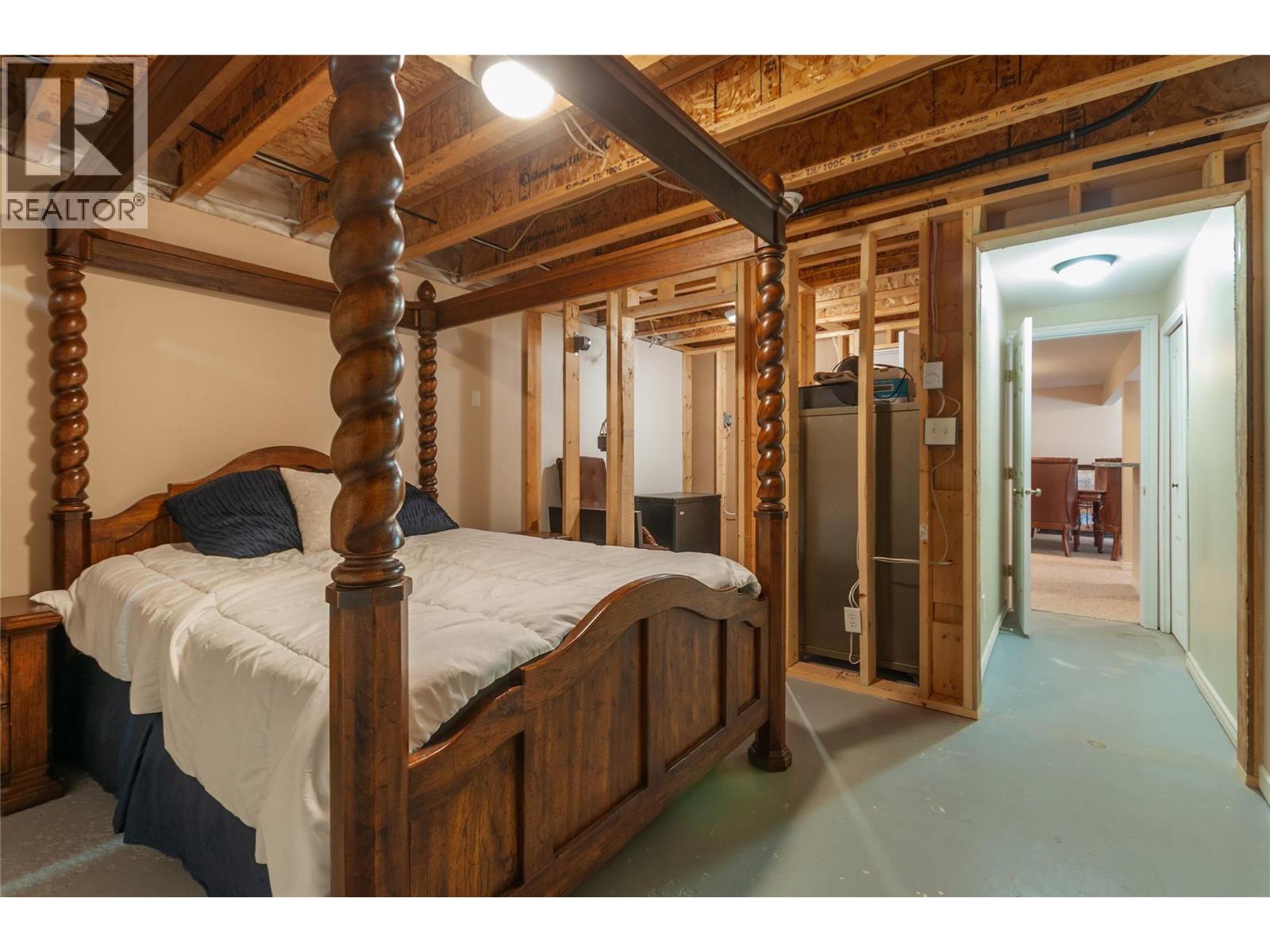 1998 Hwy 97 Highway, Okanagan Falls