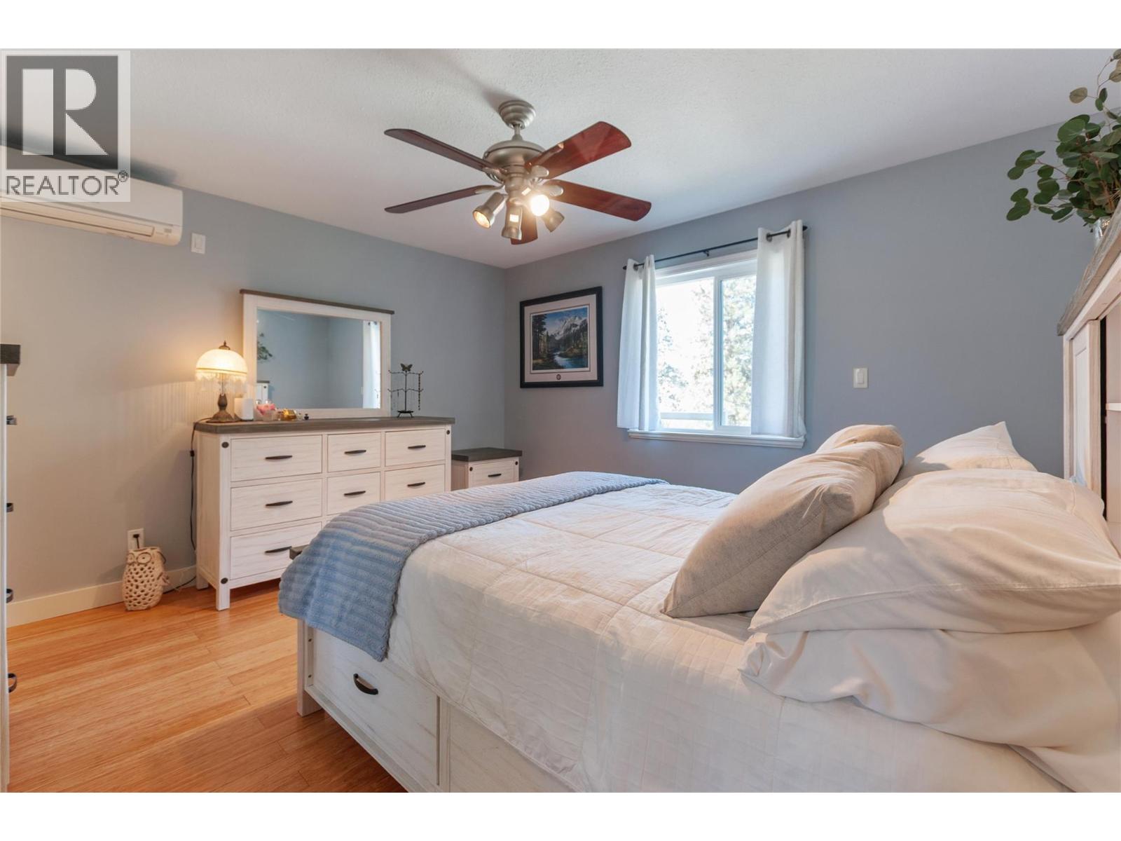 1998 Hwy 97 Highway, Okanagan Falls