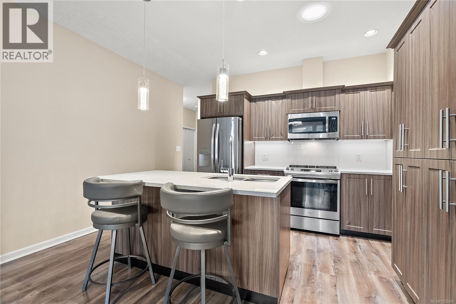 2427 Fern Way, Sooke