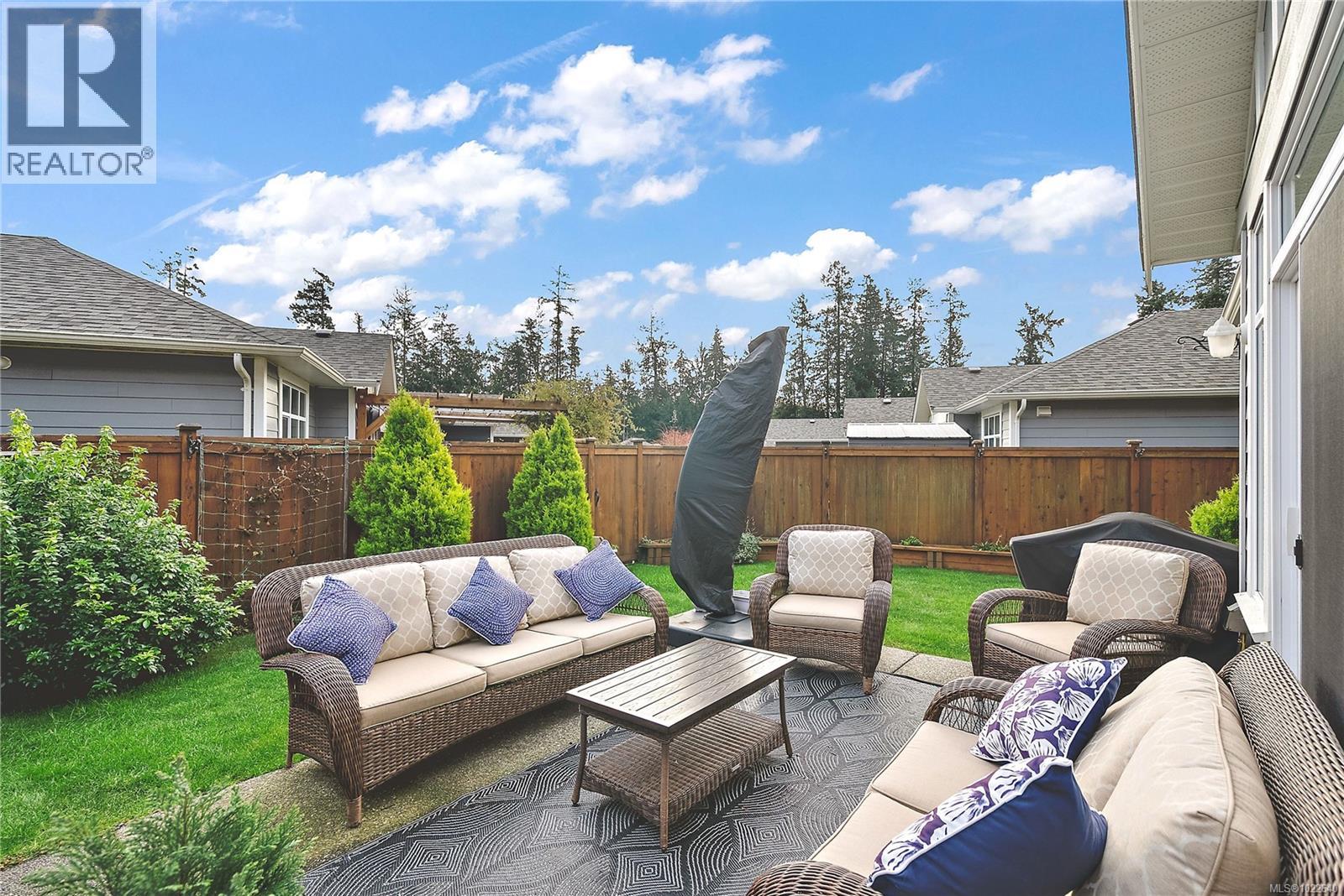 2427 Fern Way, Sooke