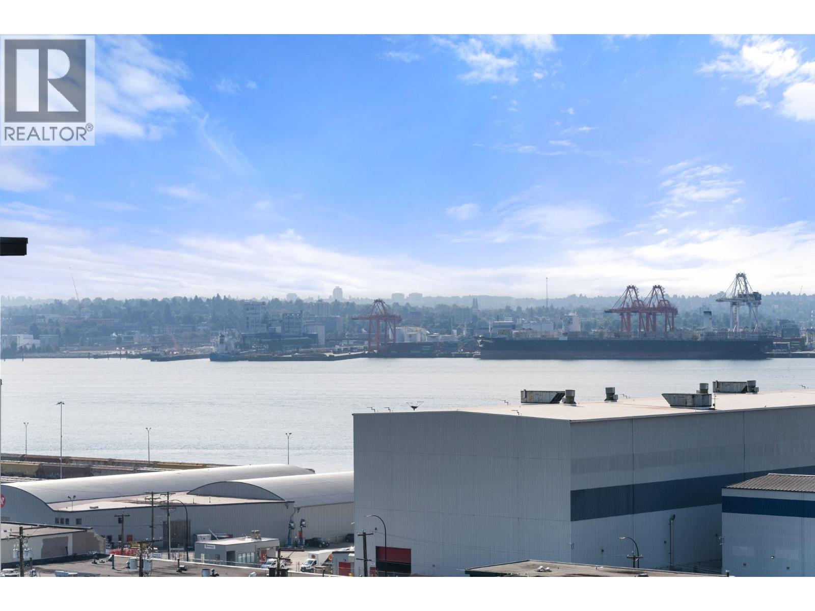 706 145 ST. GEORGES AVENUE, North Vancouver