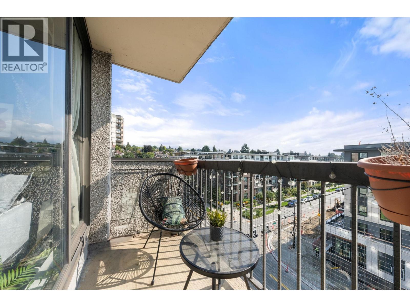 706 145 ST. GEORGES AVENUE, North Vancouver