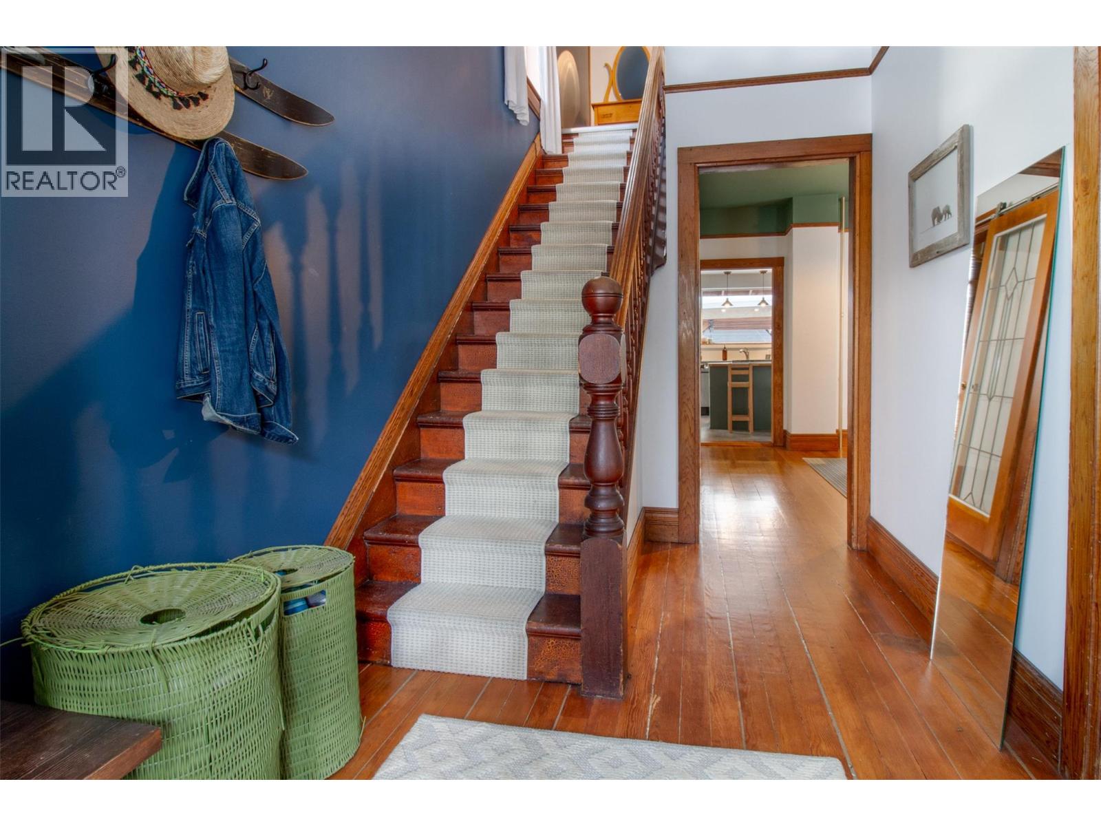 409 Third Street E, Revelstoke