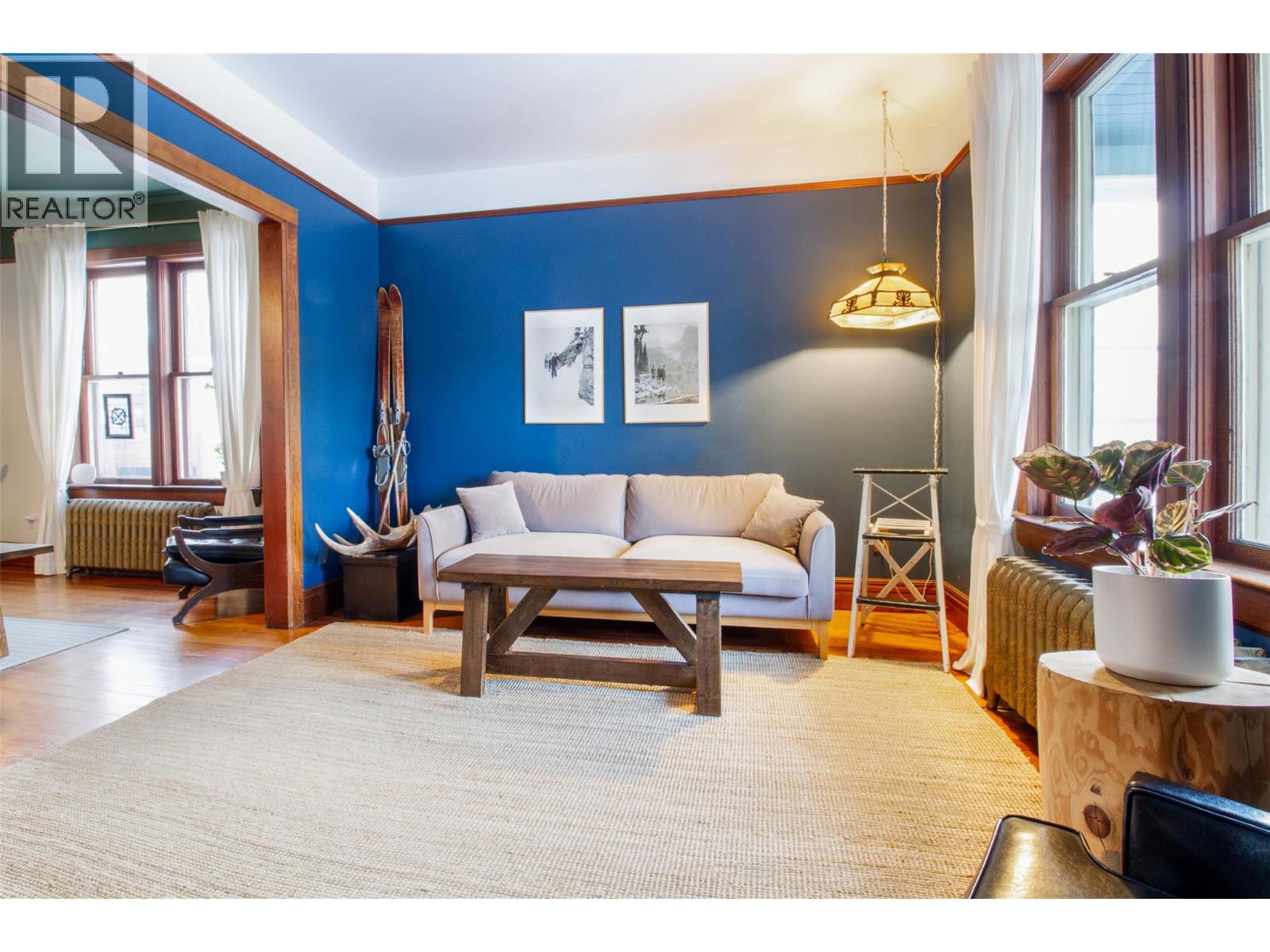 409 Third Street E, Revelstoke