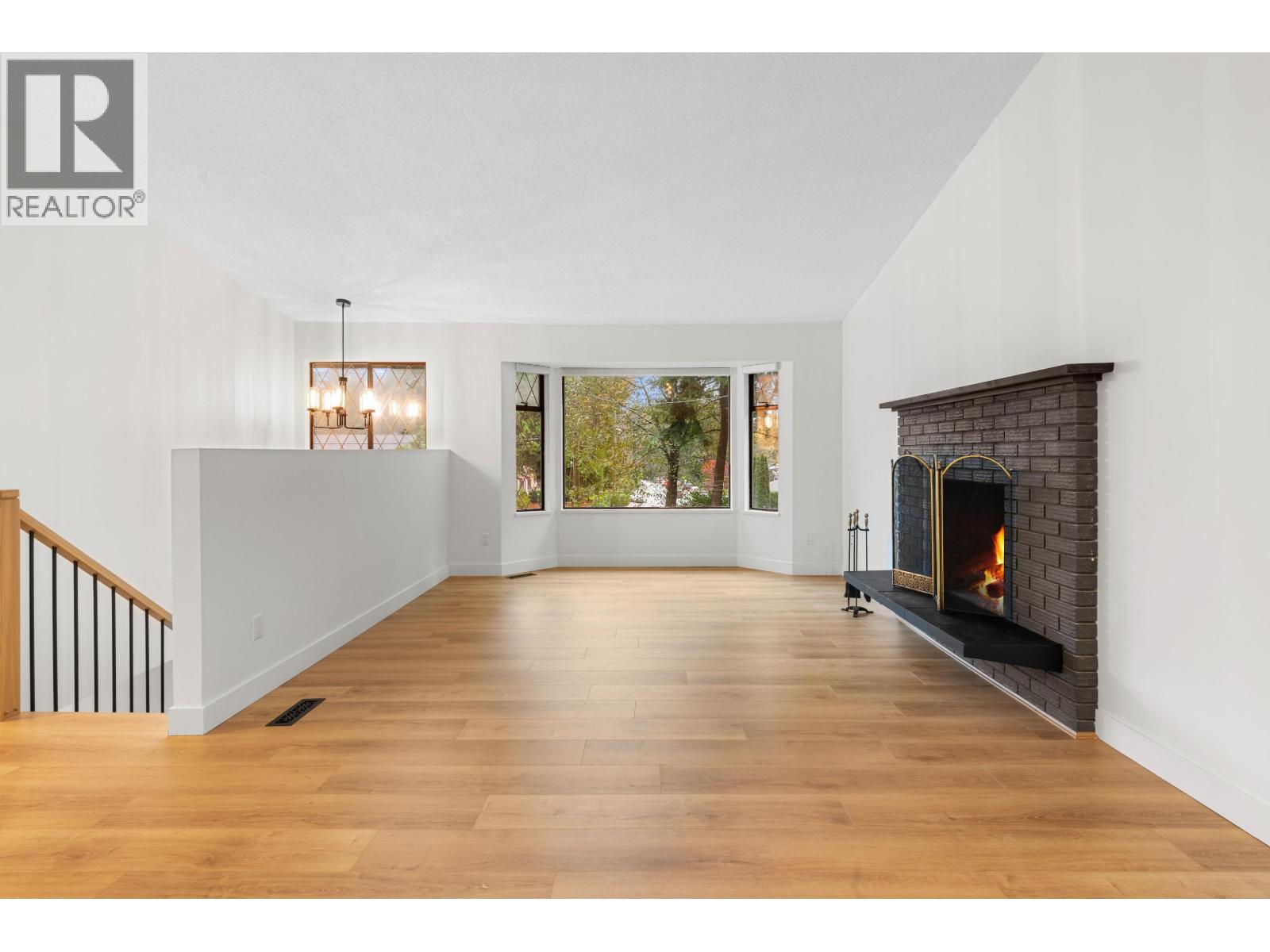 1777 CALEDONIA AVENUE, North Vancouver