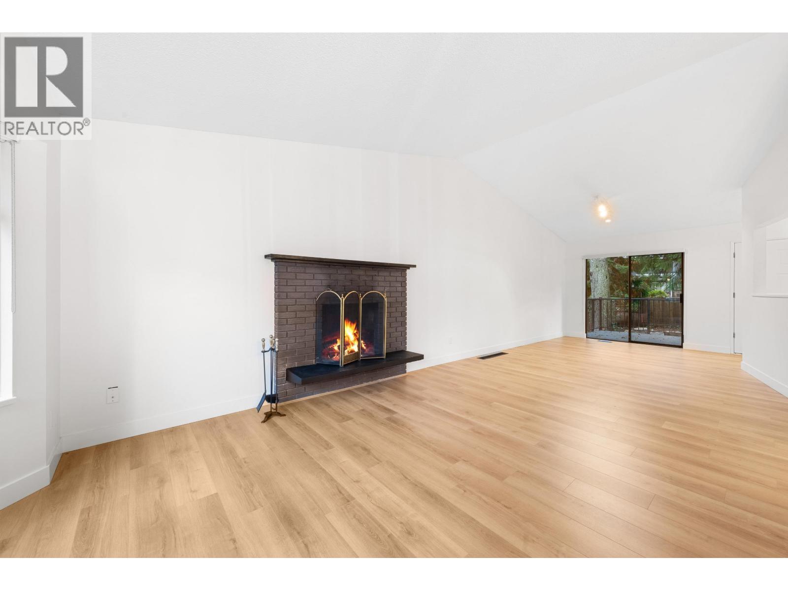 1777 CALEDONIA AVENUE, North Vancouver