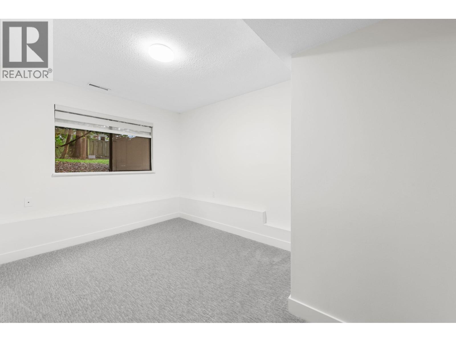 1777 CALEDONIA AVENUE, North Vancouver