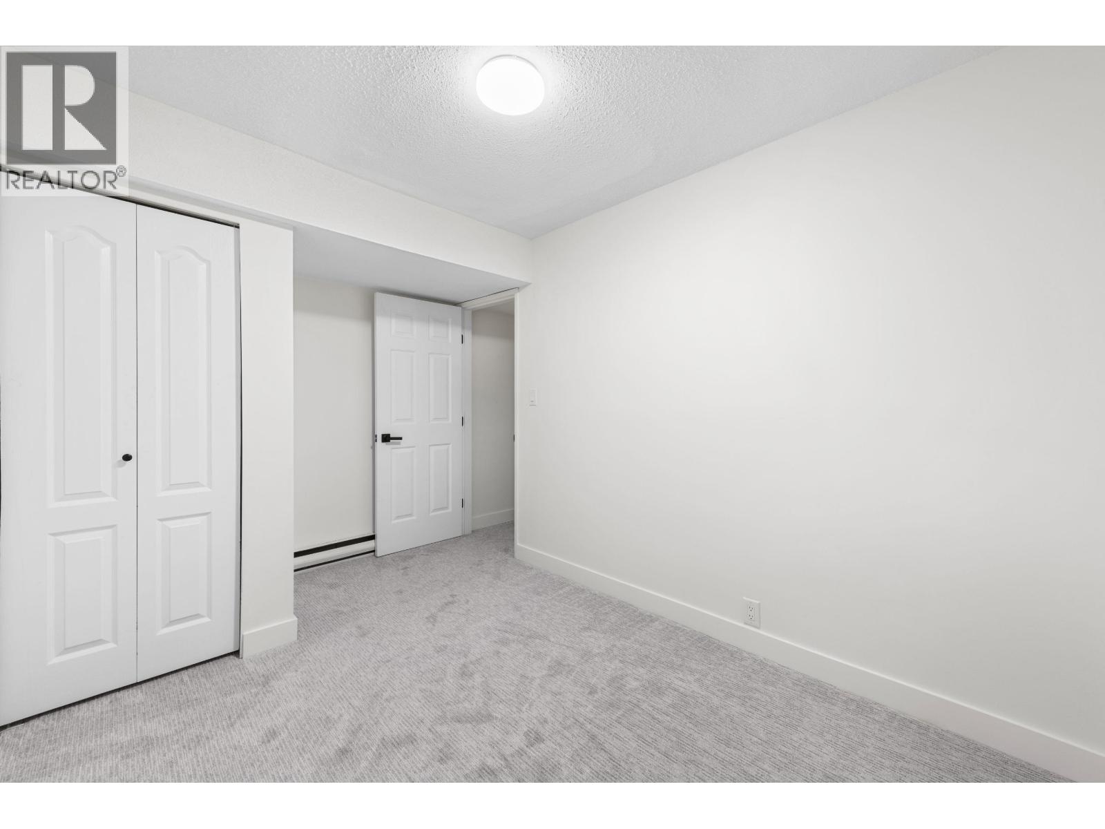 1777 CALEDONIA AVENUE, North Vancouver