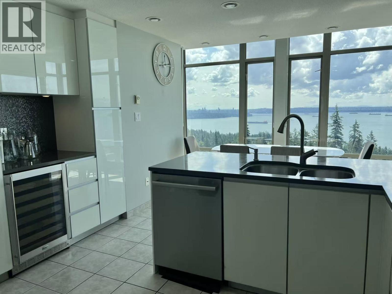 801 3131 DEER RIDGE DRIVE, West Vancouver