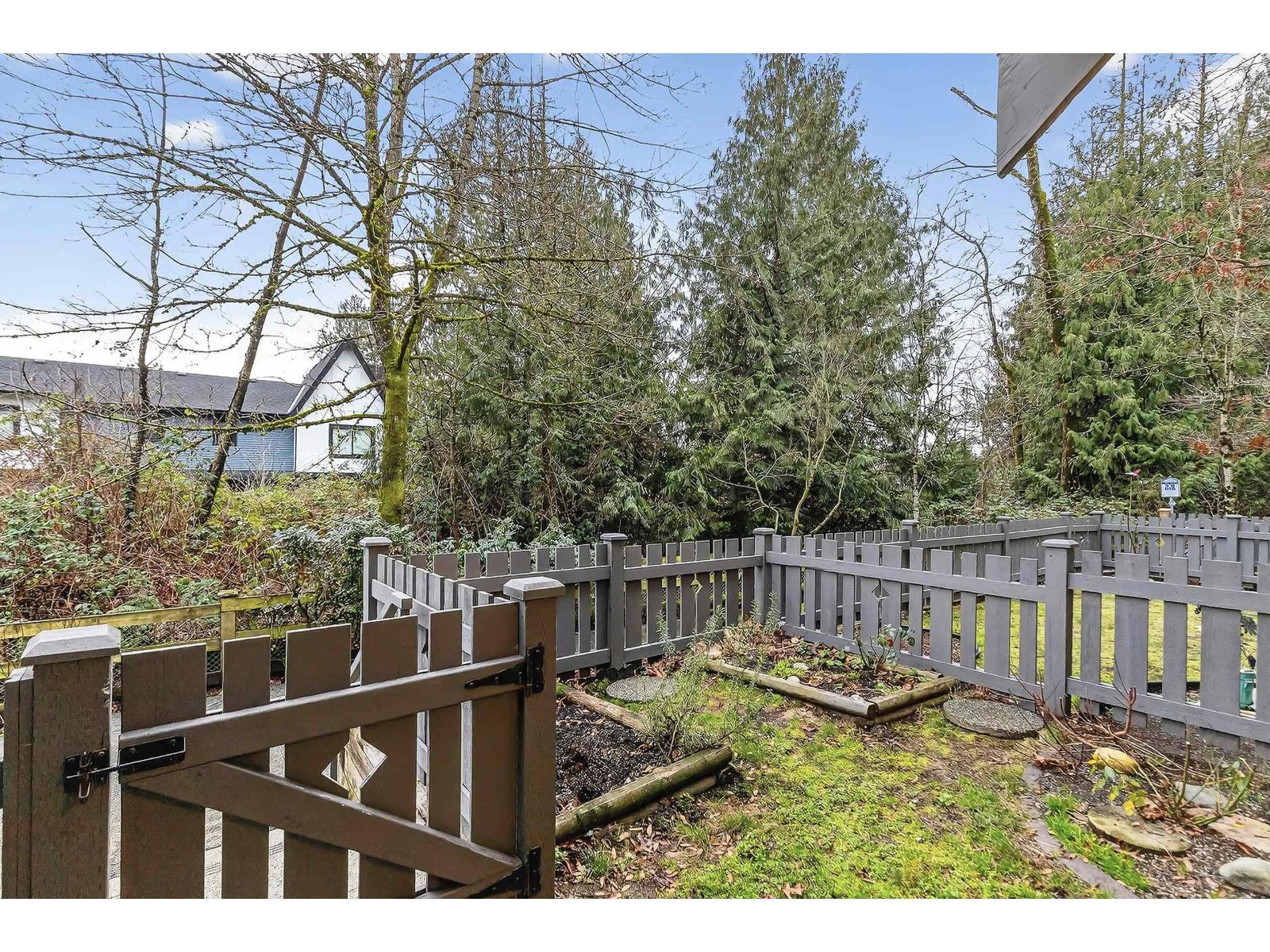 90 20038 70 AVENUE, Langley