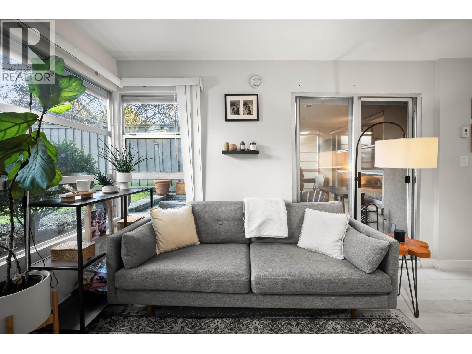 101 3023 W 4TH AVENUE, Vancouver