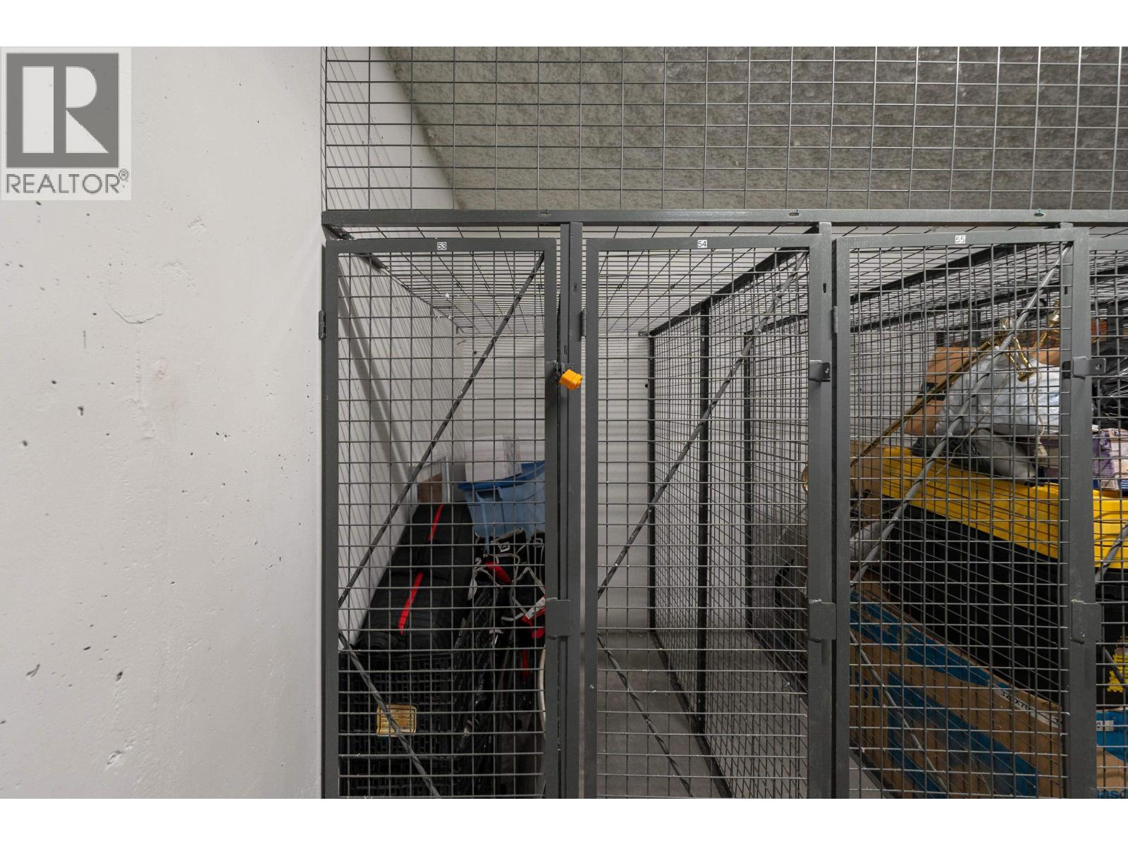 8980 UNIVERSITY CRESCENT, Burnaby