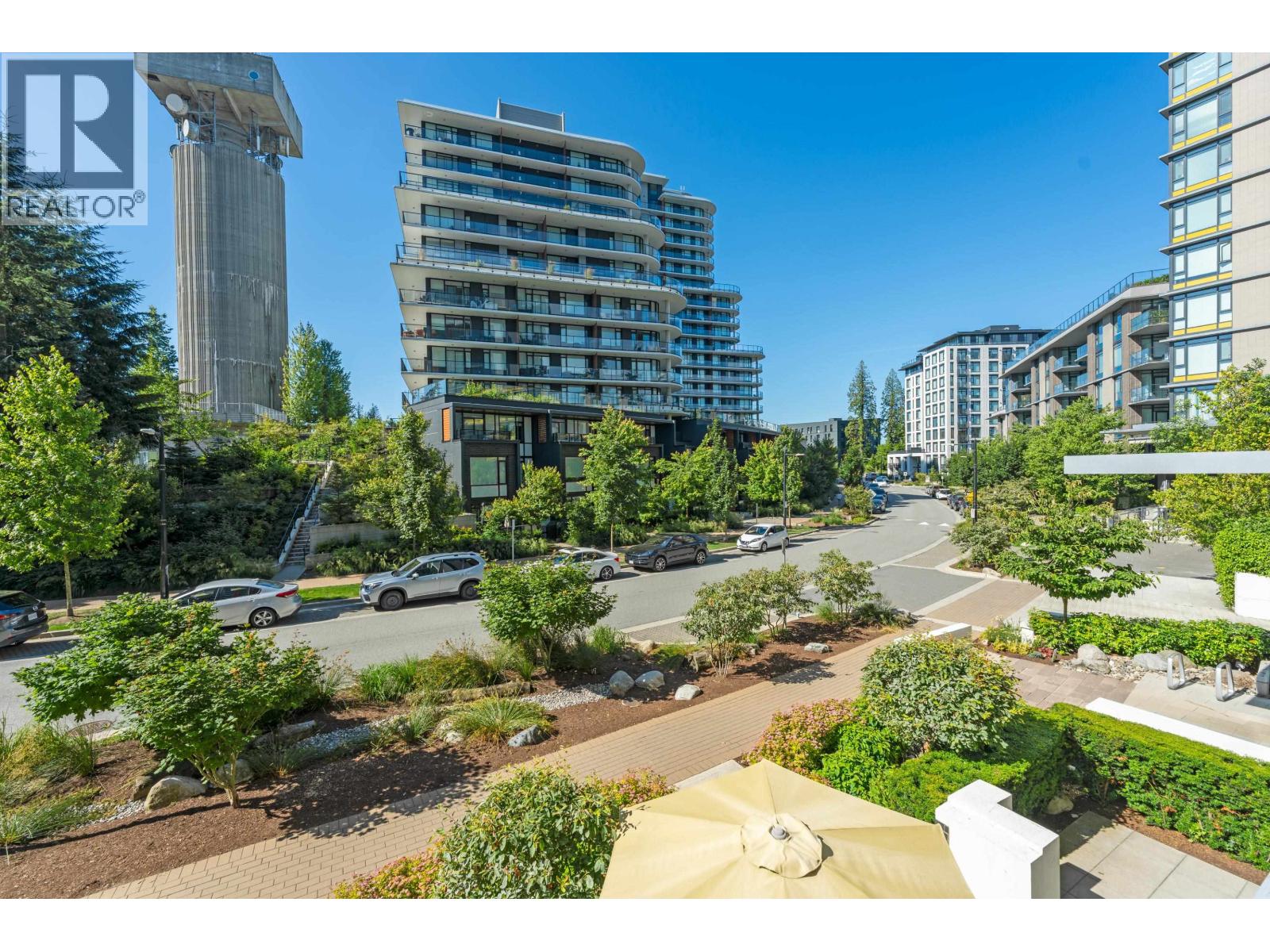 8980 UNIVERSITY CRESCENT, Burnaby