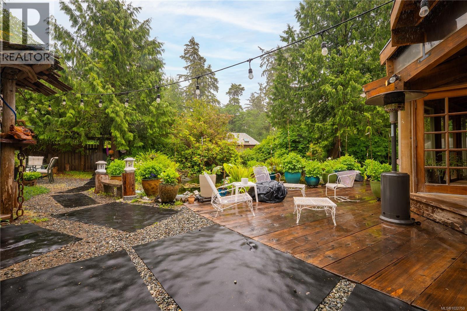 1364 Chesterman Beach Rd, Tofino