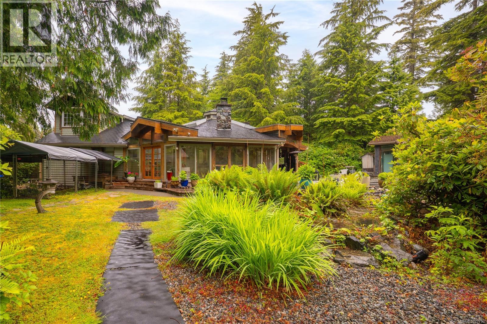 1364 Chesterman Beach Rd, Tofino