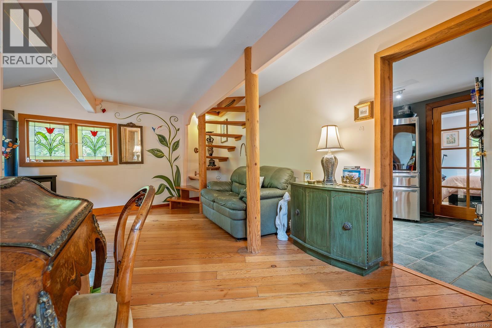 1364 Chesterman Beach Rd, Tofino