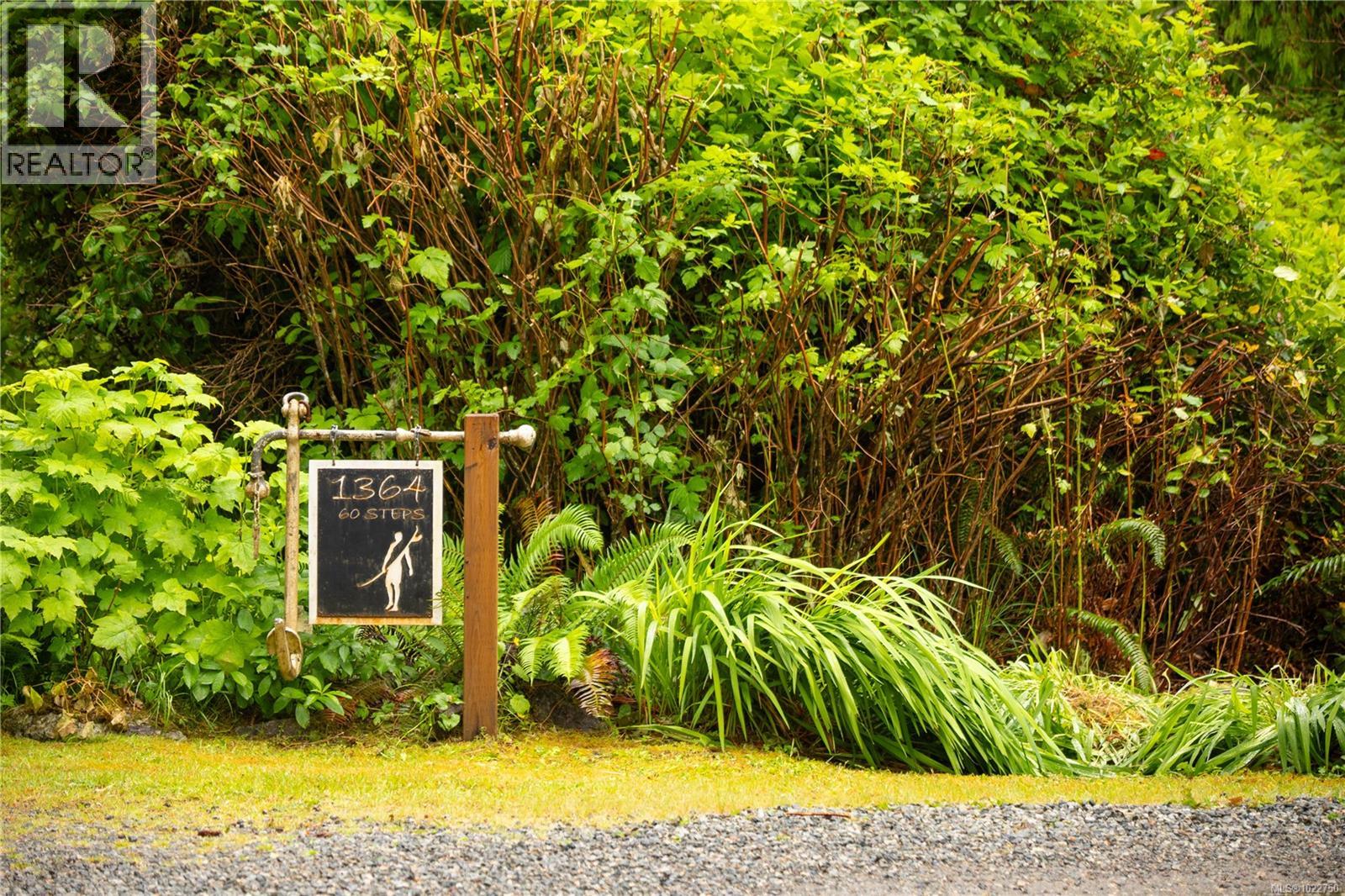 1364 Chesterman Beach Rd, Tofino