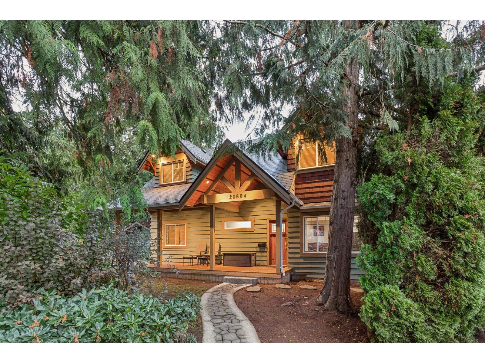 20694 39 AVENUE, Langley