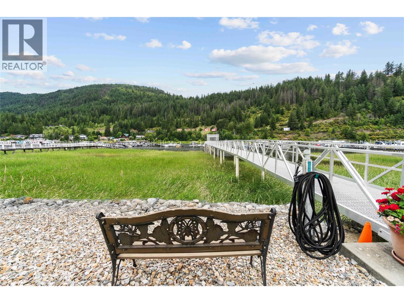 1002 Riverside Avenue Unit# 206, Sicamous