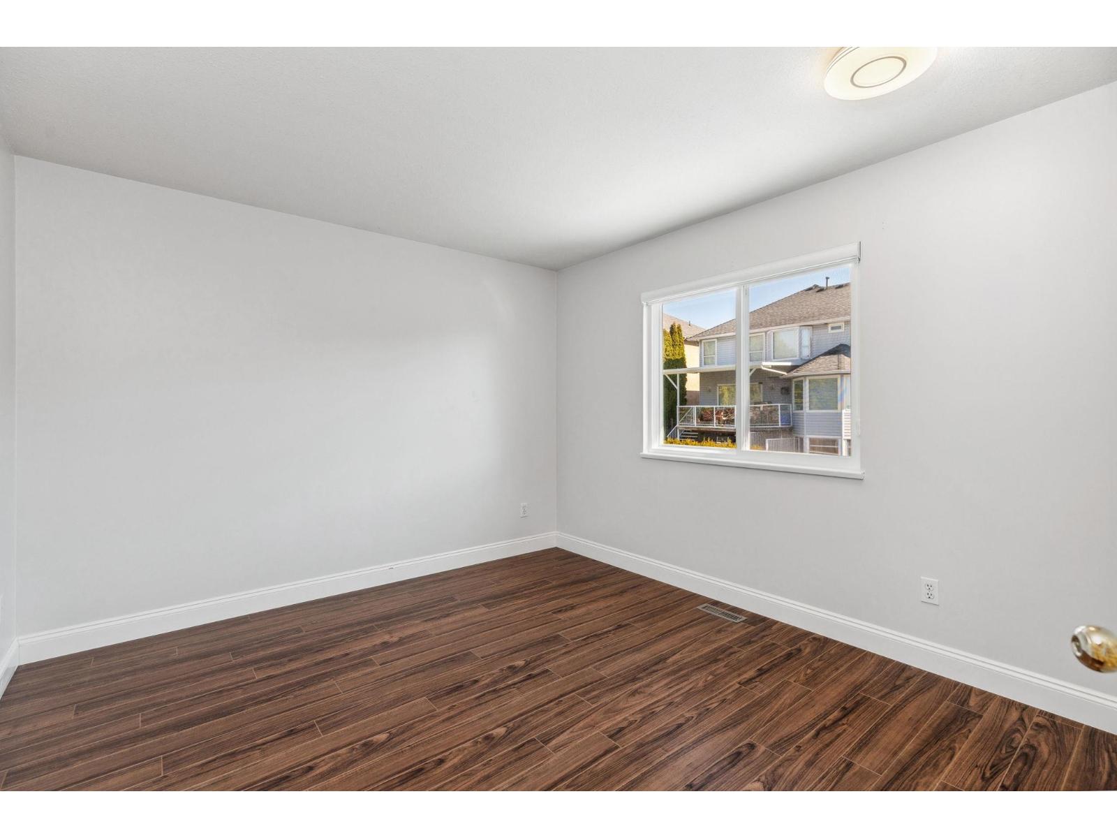 Main 8118 153A STREET, Surrey