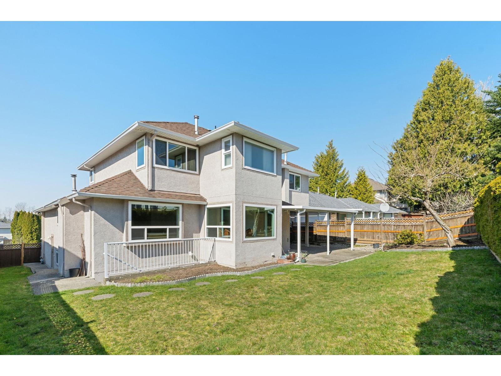 Main 8118 153A STREET, Surrey