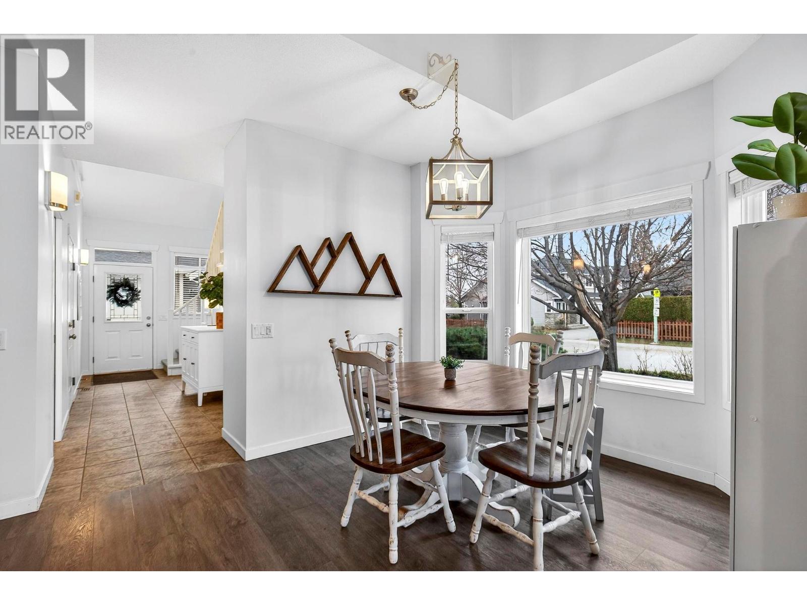 1 1450 Rose Meadow Drive, West Kelowna