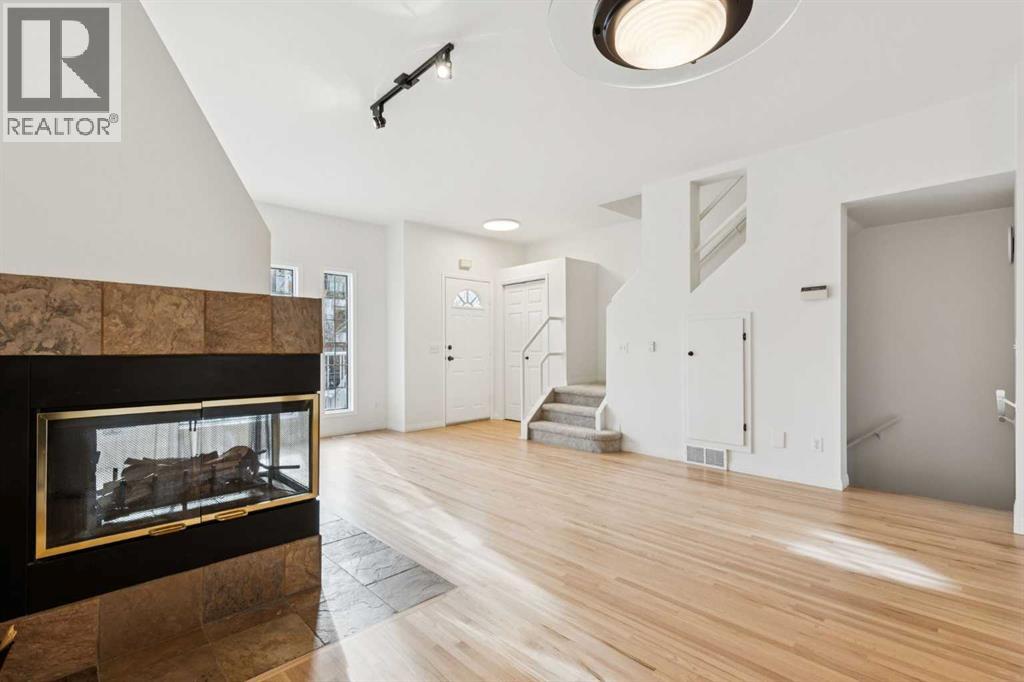 Single Family House for Sale in   Avenue SW Killarney/Glengarry Calgary 