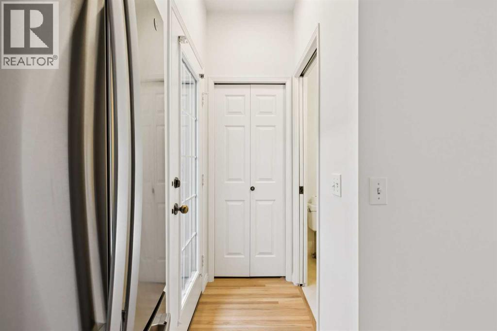 Single Family House for Sale in   Avenue SW Killarney/Glengarry Calgary 