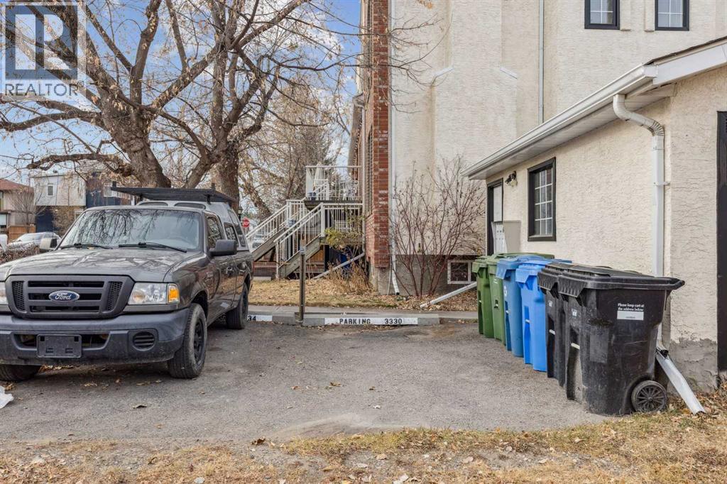 Single Family House for Sale in   Avenue SW Killarney/Glengarry Calgary 