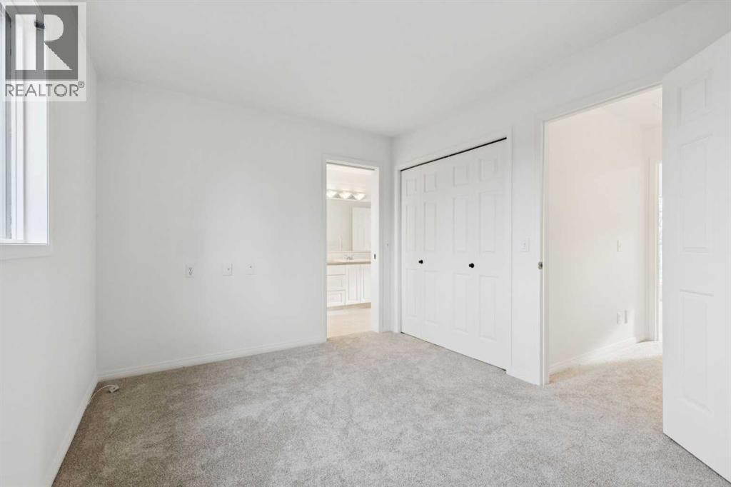 Single Family House for Sale in   Avenue SW Killarney/Glengarry Calgary 