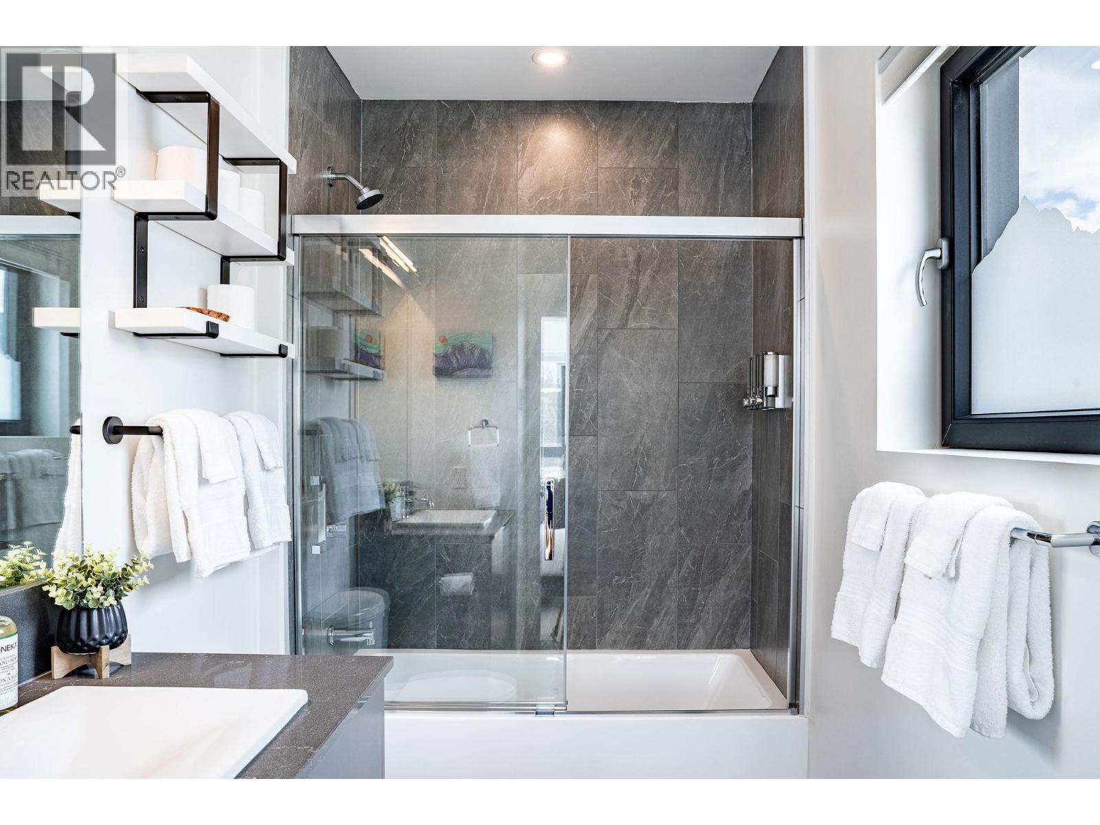 1701 Coursier Avenue Unit# 3301, Revelstoke