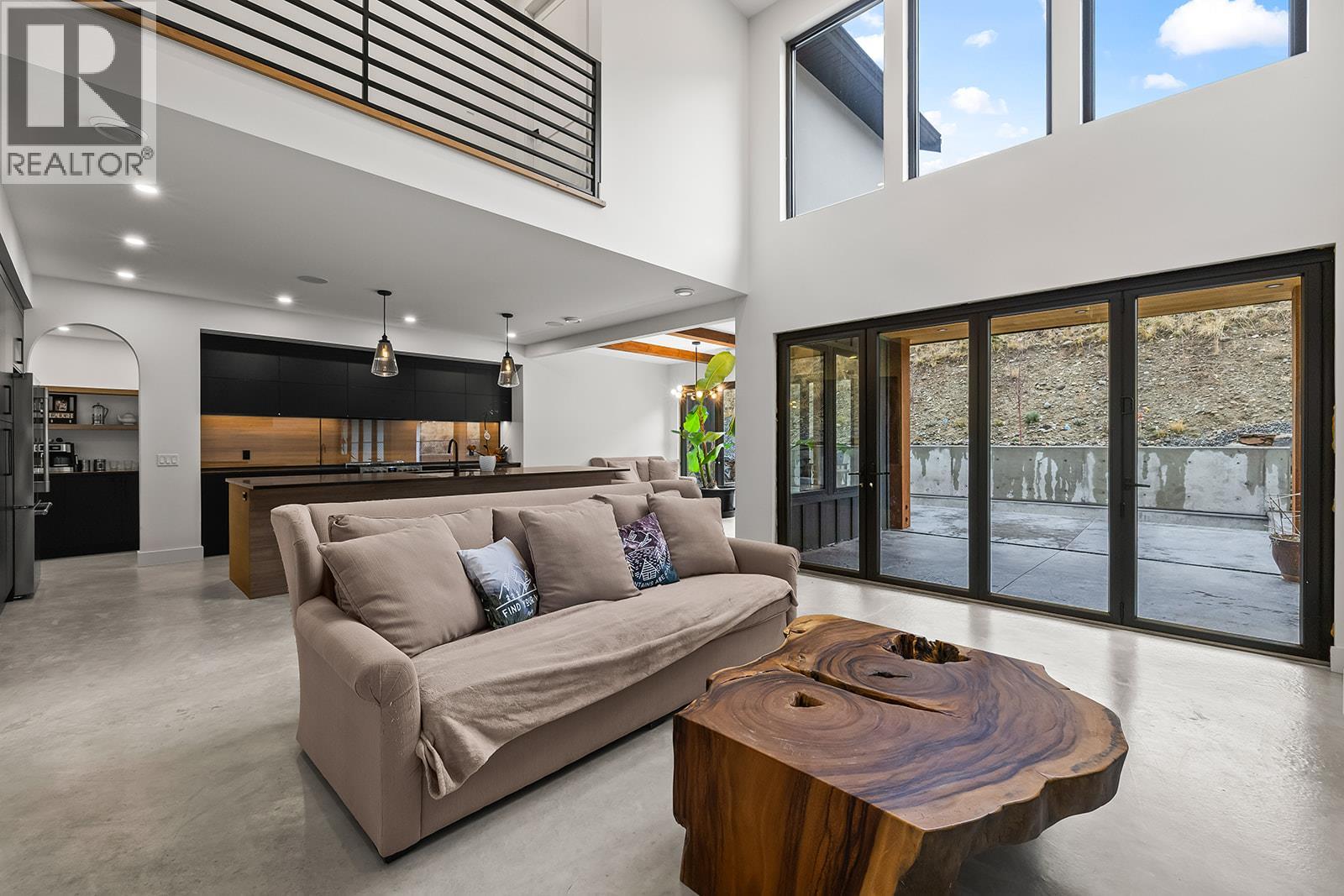  443 Vision Court, Kelowna