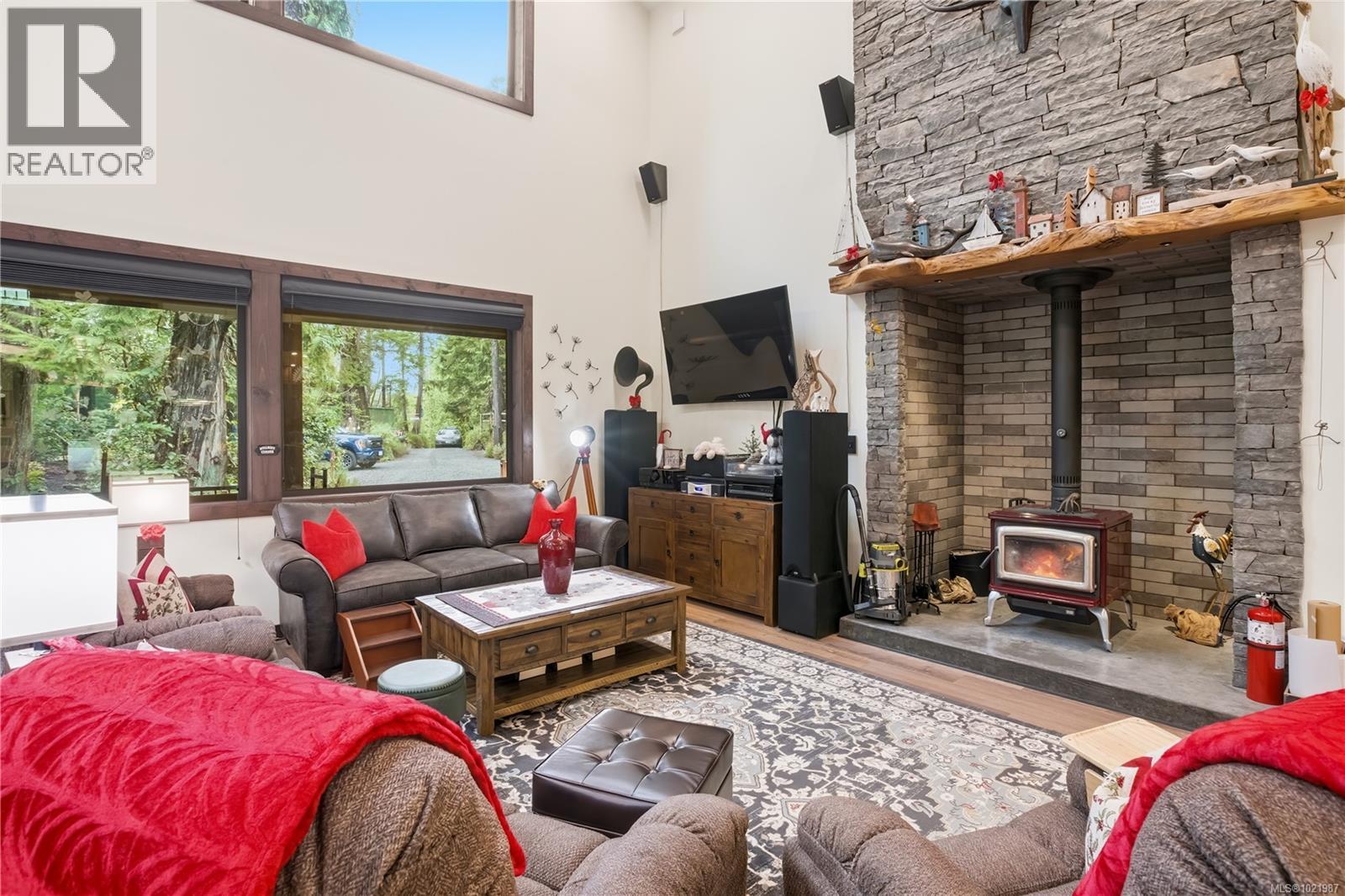 1708 Rainforest Lane, Ucluelet