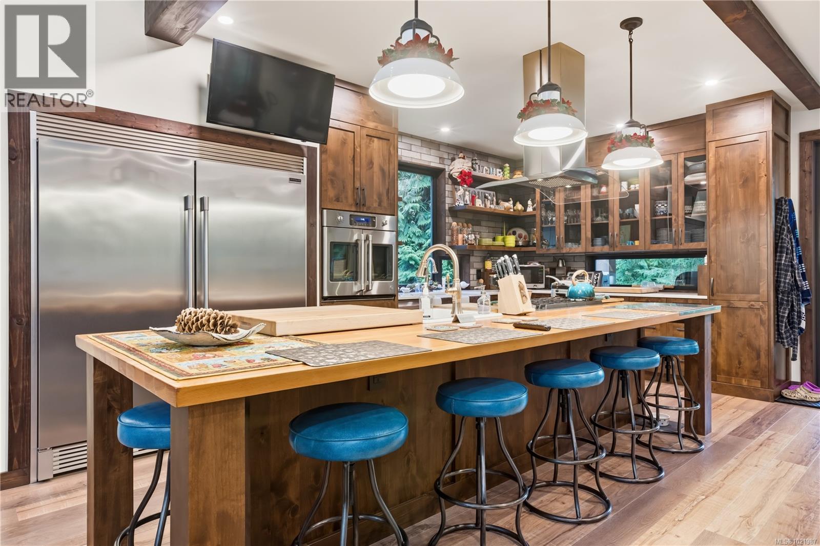 1708 Rainforest Lane, Ucluelet