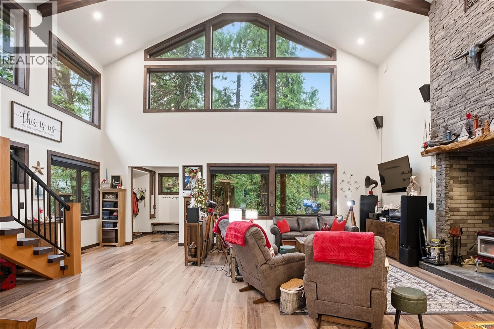 1708 Rainforest Lane, Ucluelet