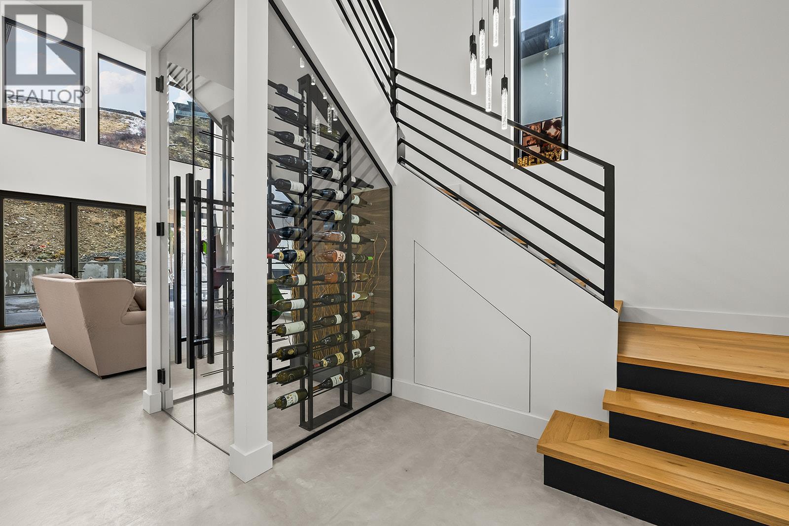  443 Vision Court, Kelowna