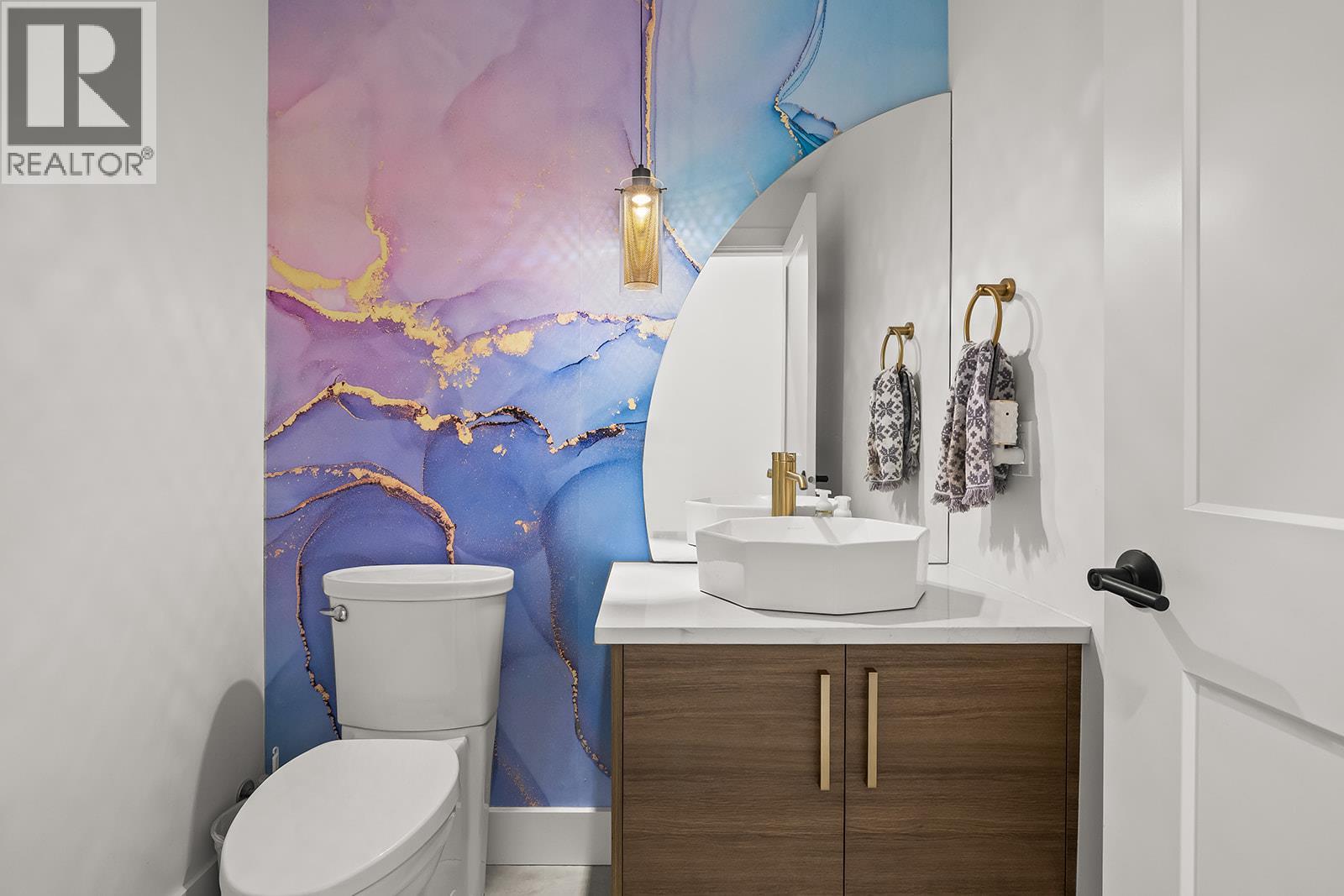  443 Vision Court, Kelowna