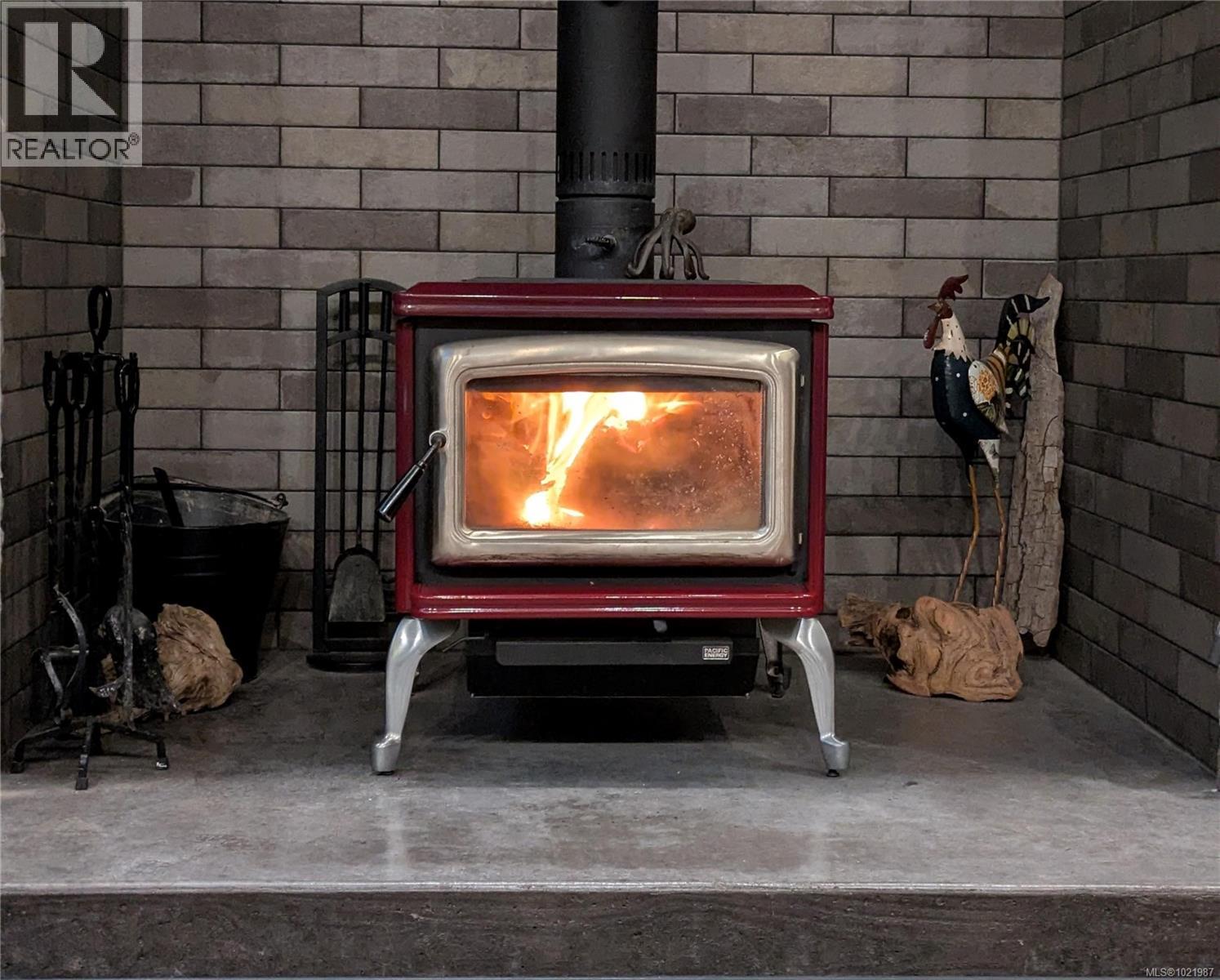 1708 Rainforest Lane, Ucluelet