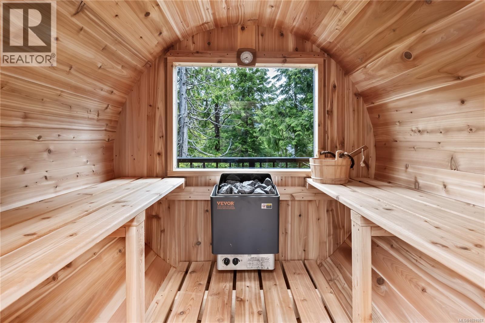 1708 Rainforest Lane, Ucluelet