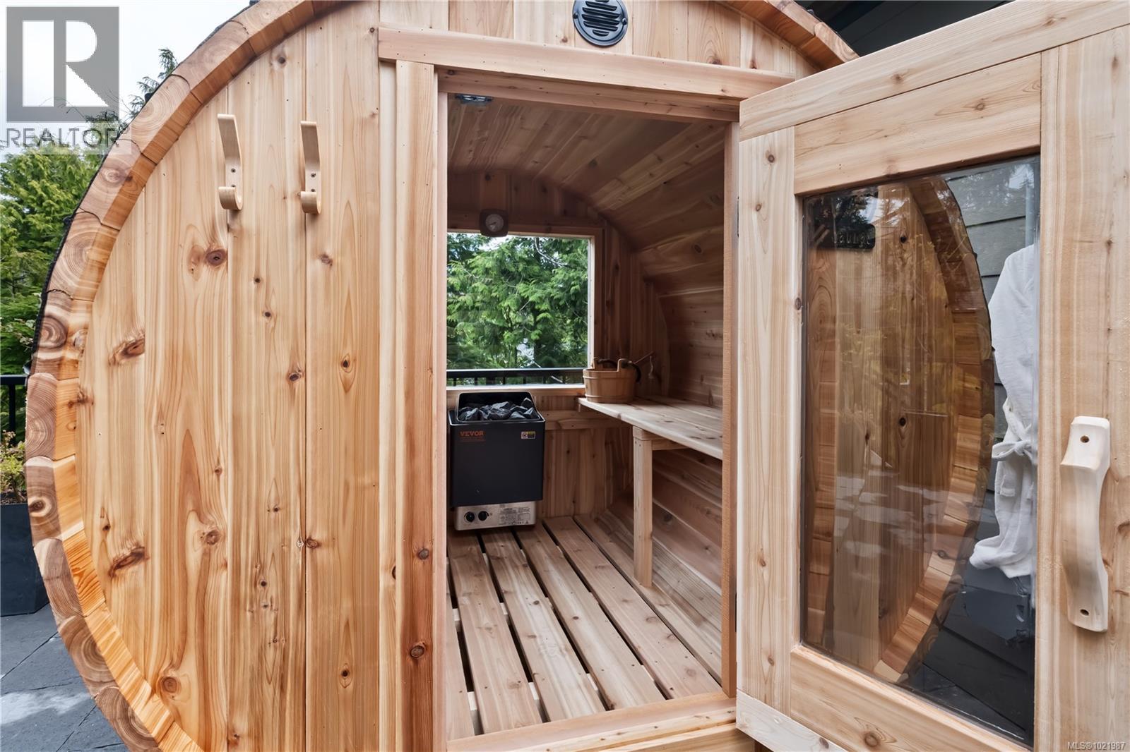 1708 Rainforest Lane, Ucluelet