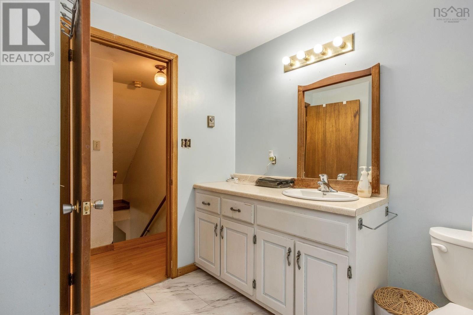 Property 22 of 33 of 1160 Pine Crest Drive